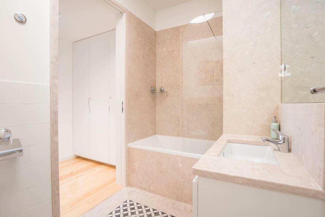 Apartamento Spacious & Bright In Cais Sodre *