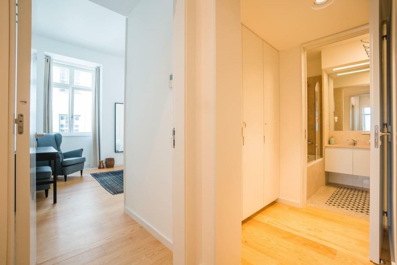 Spacious & Bright In Cais Sodre Apartamento Lisboa