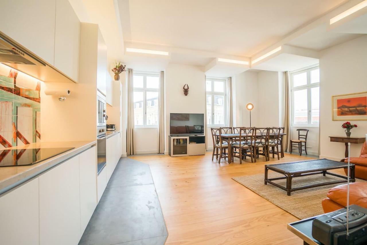 Spacious & Bright In Cais Sodre Apartamento